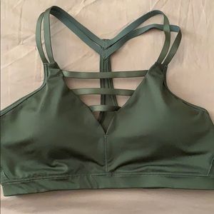 Strappy VS sports bra